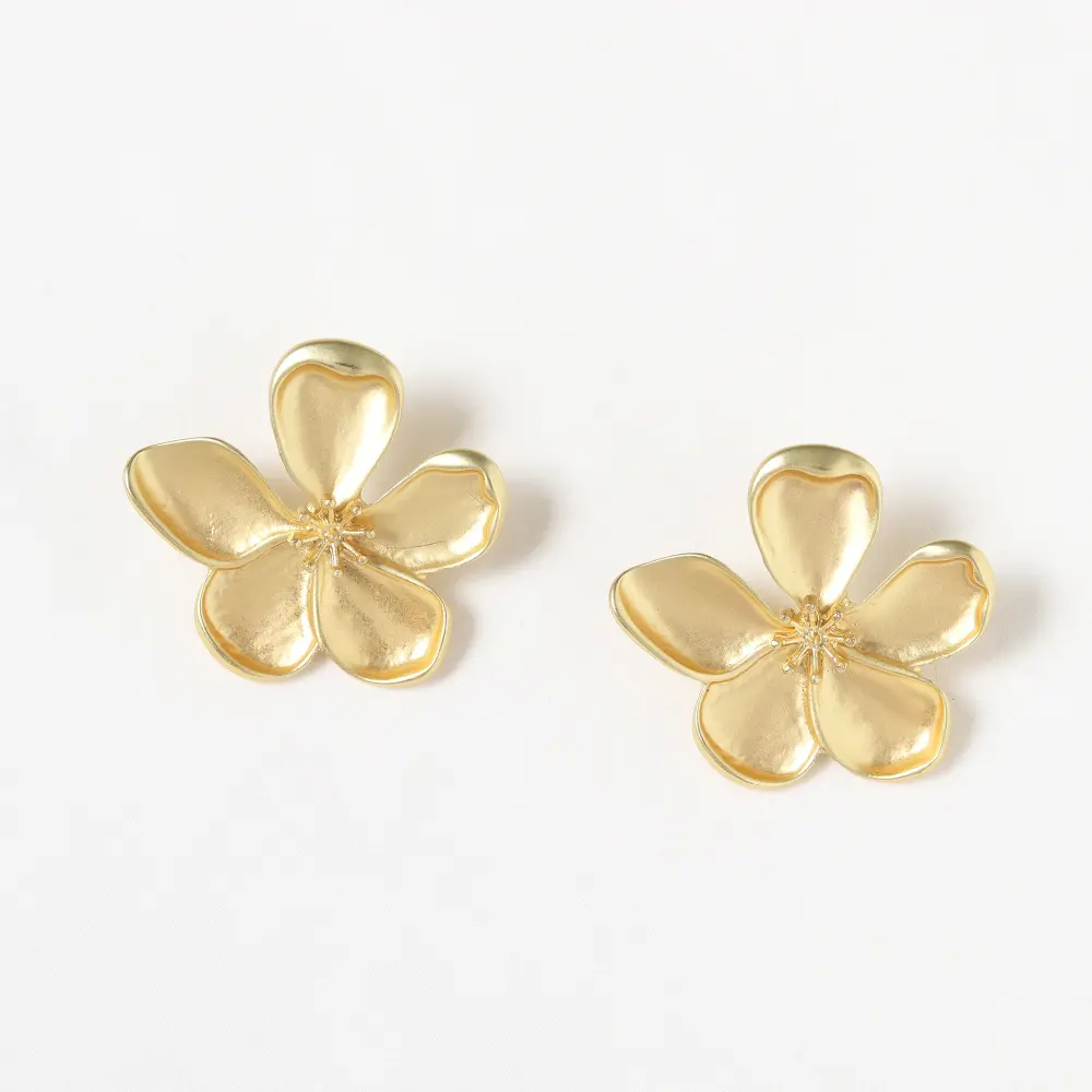 Zarcillo en forma de flor