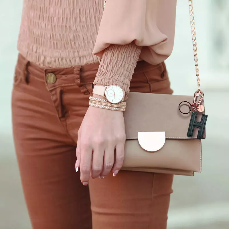 Llavero azul letra H - Image 2