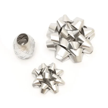 Set de dos lazos y una cinta color plata