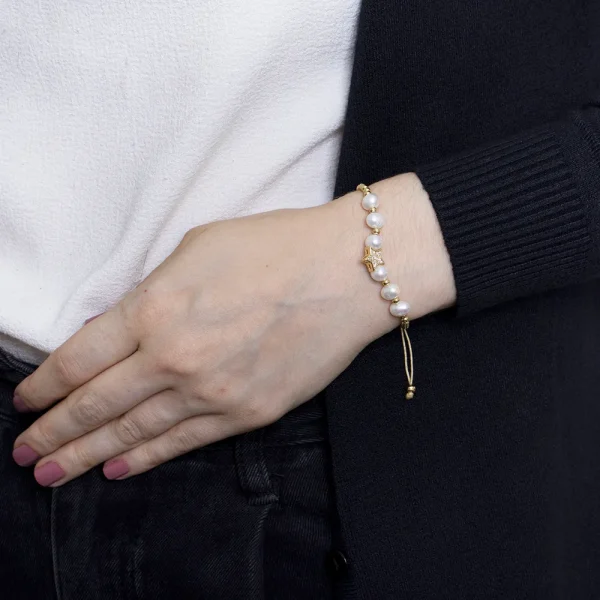 Pulsera de perlas y estrella