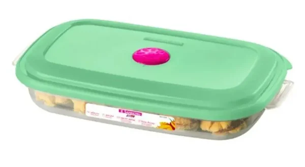 Contenedor herm?tico rectangular bajo de pl?stico 650ml en colores surtidos