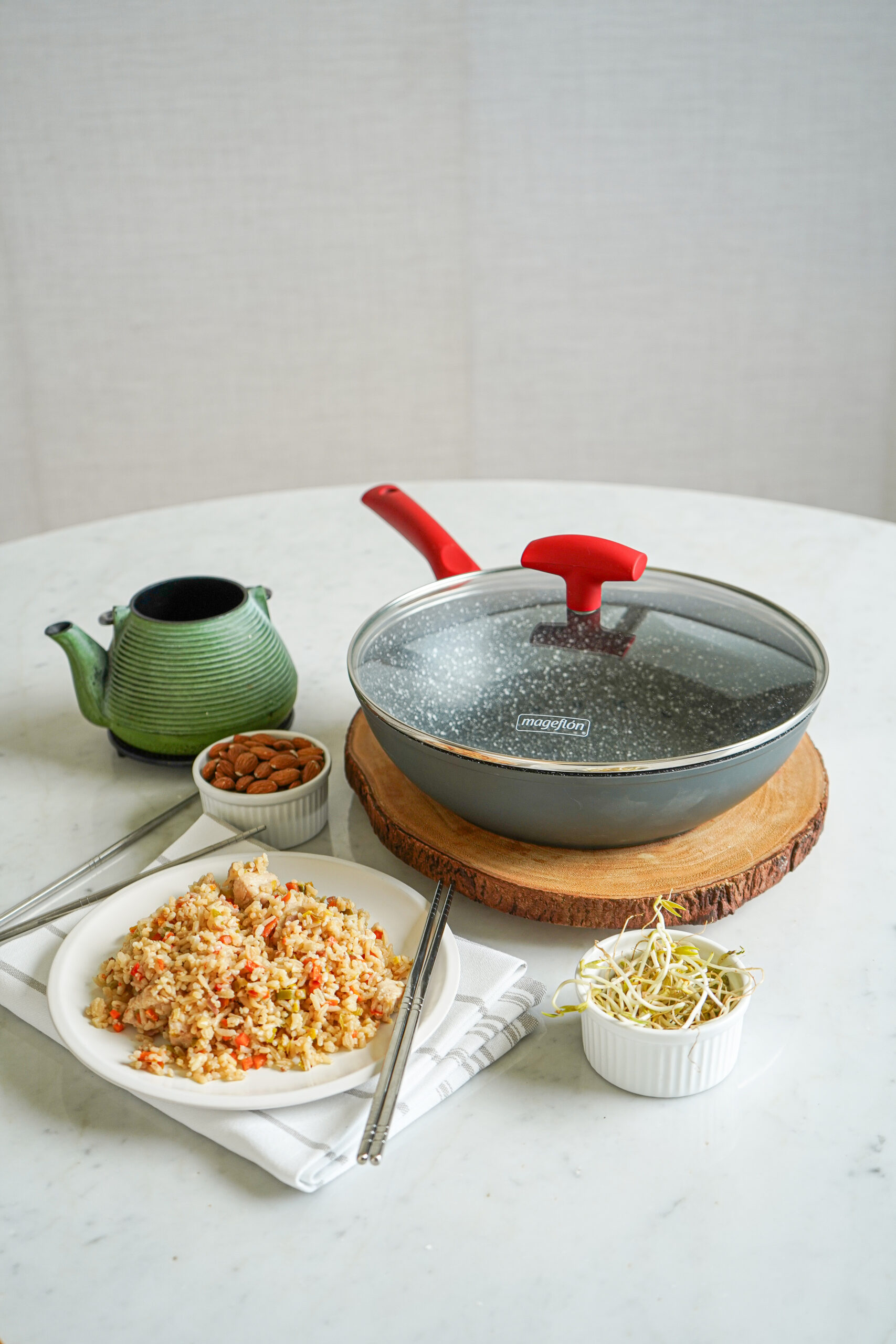 Wok de aluminio forjado con tapa 28 cm linea Vulcano - Image 3